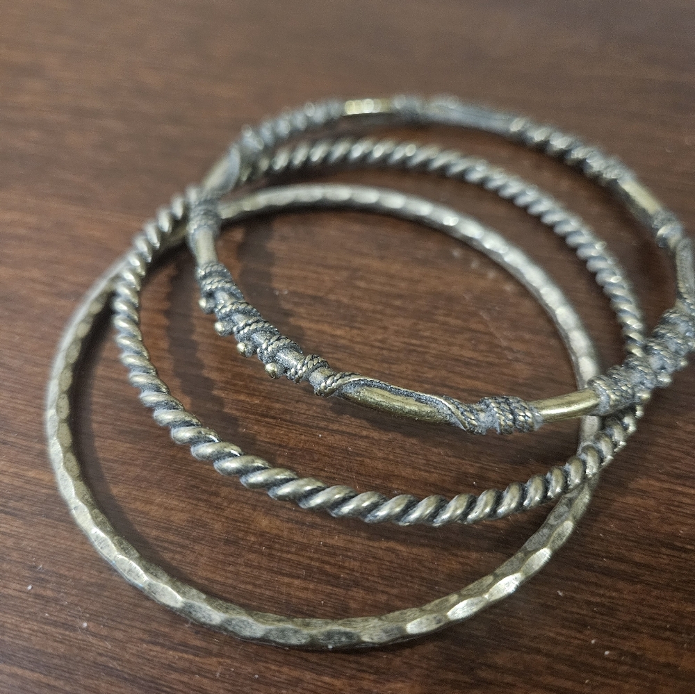 Set of 3 bangle Bracelets